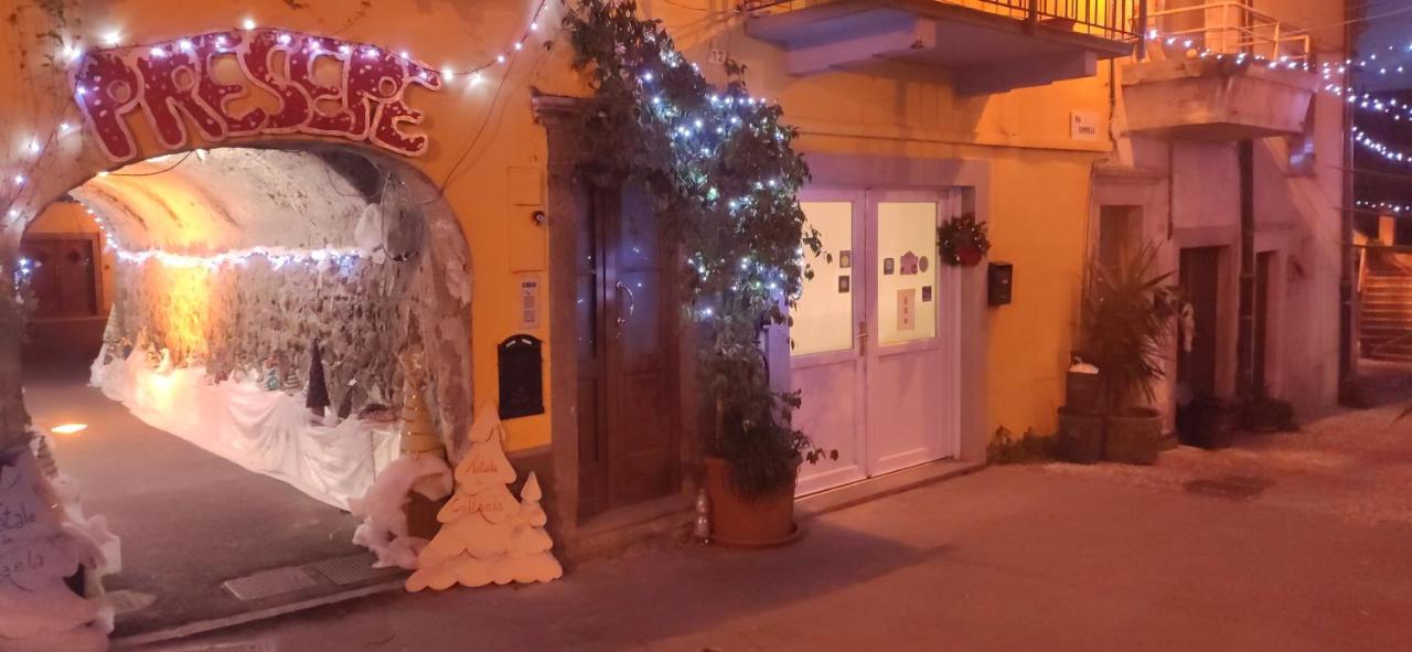 La Casa Nel Borgo Sul Lago Pisogne Exterior photo